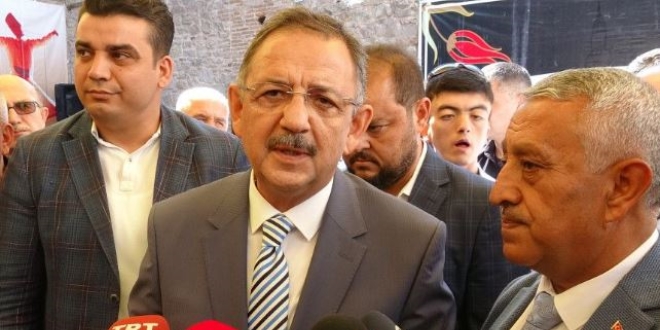 Özhaseki: İşten çıkarılanların mesajlarıyla uyanıyoruz