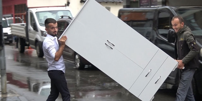 Üniversite öğrencileri ikinci el piyasasını canlandırdı