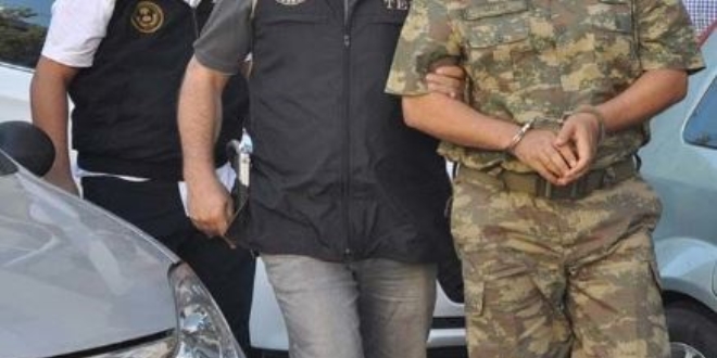 Tutuklanan 111 askerden her rütbeden yüzde 10'u ihraç edilmiş