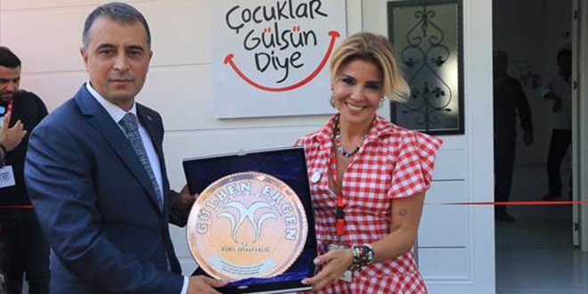 Gülben Ergen'in projesi Diyarbakır'a okul kazandırdı
