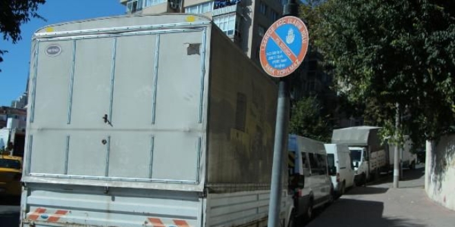 İstanbul'un 'Acil Ulaşım Yolları' otoparka dönüştü