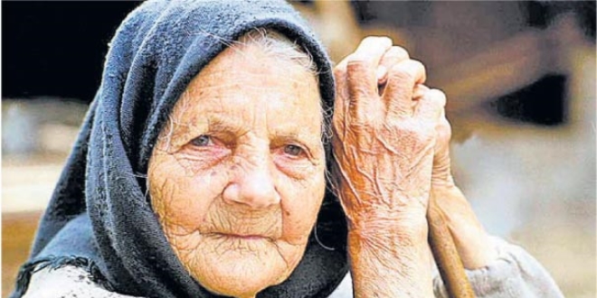 'Yaşlılar için 'bakım güvence sistemi'ne geçişi hızlandırmalıyız'