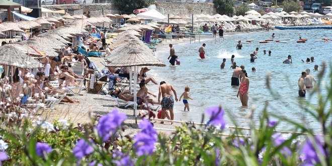 Antalya'ya gelen turist sayısı 13 milyonu aştı