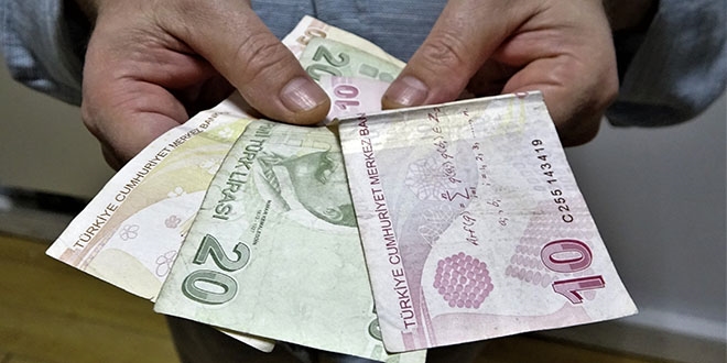 Parada klozet kapağından fazla bakteri var