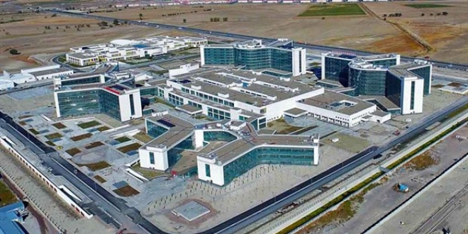 Şehir hastanesine sahte etiketli malzeme satmışlar