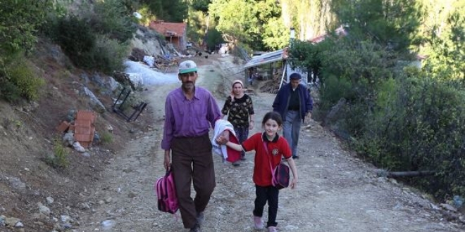 Kızı için yol açan babaya yardım müjdesi