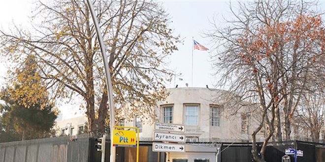 Skandal değil açıkça tehdit