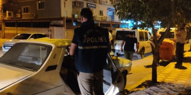 Büfe sahibi ile tartışan şahıs polise ateş açtı