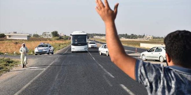 Sınır birliklerine giden askere sevgi gösterisi