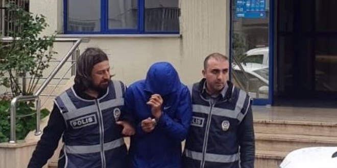 Sapık fotoğrafçı gizli kamera ile müşterileri kaydetmiş