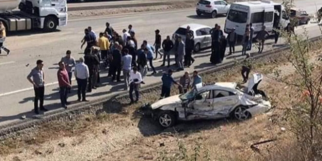 CHP'li belediye meclis yesi, kazada ld