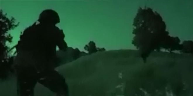 Komandolar Fırat'ın doğusunda ilerliyor