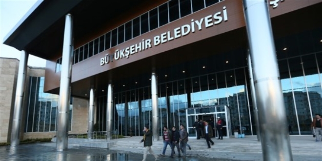 Belediyede zimmet suçu işleyen memur işten çıkarıldı
