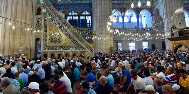 Cuma namazında Mehmetçik için dua edildi