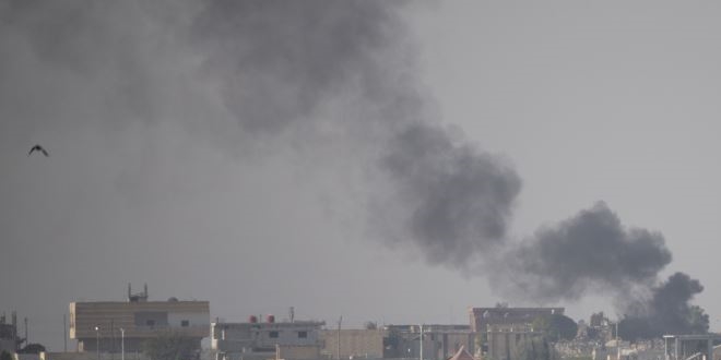 Rasulayn bölgesindeki terör mevzilerinden yer yer duman yükseliyor