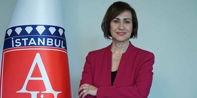 'Türkiye cari fazlayı hizmet gelirlerine borçlu'