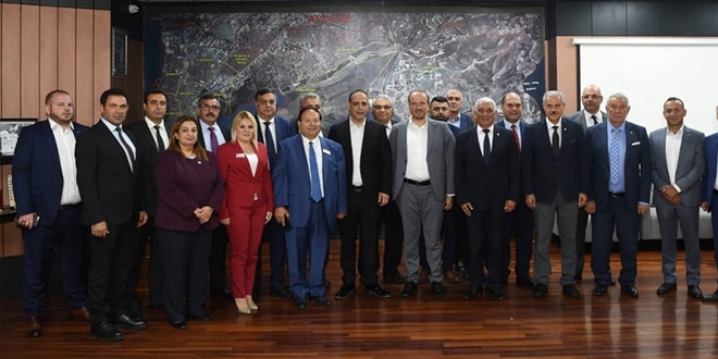 KKTC belediye başkanlarından Barış Pınarı Harekatı'na destek