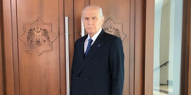 Devlet Bahçeli'nin yeni fotoğrafı paylaşıldı, işte dikkat çeken detay