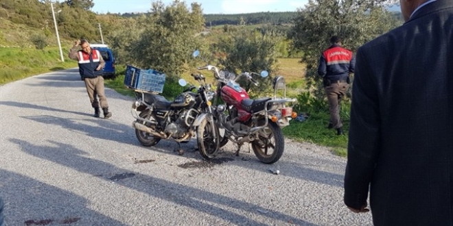 İki kardeşin kullandığı motosiklet kafa kafaya çarpıştı, kardeşler öldü