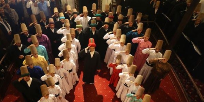 Semazenlerden Mehmetçik'e asker selamı