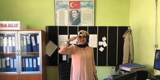 Öğretmen ve öğrencilerden Mehmetçiğe asker selamı