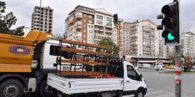 Ankara'da, trafik ışıklarında, yeşil flaş uygulamasına son verildi