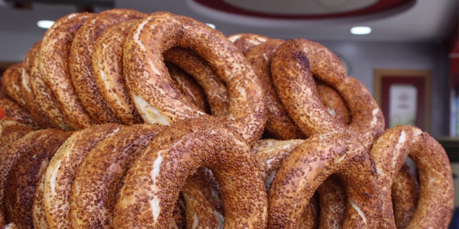 Simit, Oxford Sözlüğü'ne girdi, gevrek-simit tartışması alevlendi