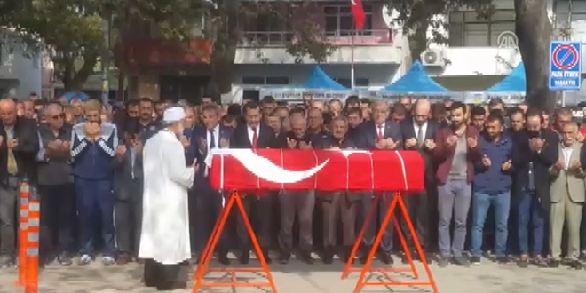 Kazada ölen itfaiye eri son yolculuğuna uğurlandı