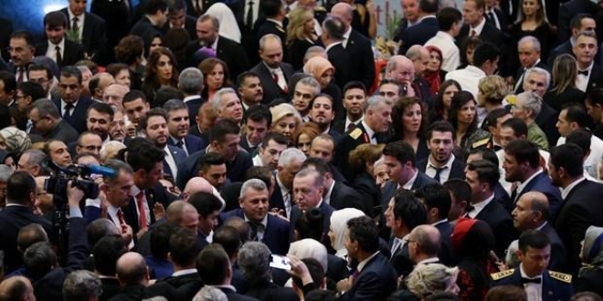 Cumhuriyet ve Zafer Bayramı günlerinde, resepsiyon olmayacak