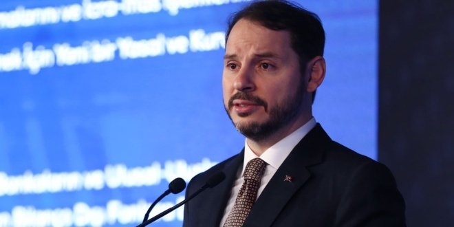 Berat Albayrak'a 'borç yönetimi başarısı' ödülü