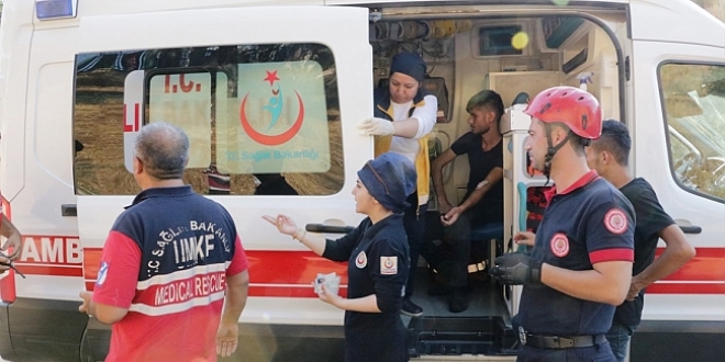 Kahramanmaraş'ta iki otomobil çarpıştı: 9 yaralı