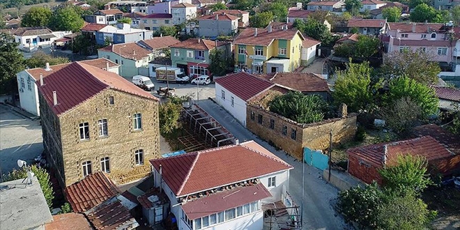 'Bocuk gecesi' ile tanınan köydeki Rum evleri korunacak