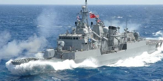 Fırkateynler vatandaşların ziyaretine açıldı