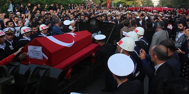 Barış Pınarı şehidi son yolculuğuna uğurlandı