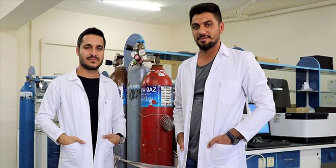 Ödüllü kimyagerler Van'ın gururu oldu