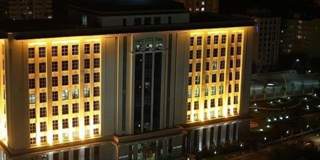 AK Parti MYK Toplantısı sona erdi