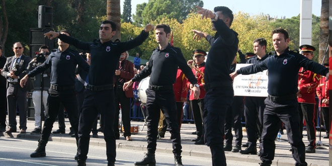 İnfaz ve Koruma Memurları'dan, 29 Ekim'de alkış alan performans