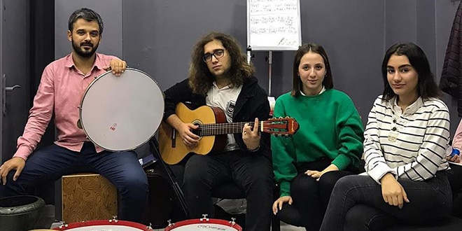 Ders arası konser