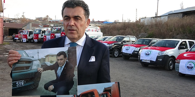 Ardahan Belediye Başkanı'ndan 'kiralık araç' açıklaması