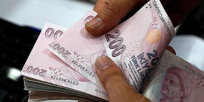 Türk Lirası fırtınadan sağlam çıktı