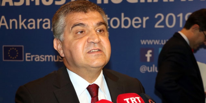 'Yarım milyon vatandaşımız Erasmus'la Avrupa'ya gitti'