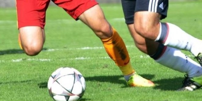 Herkes 'gençler oynasın' diyor ama altyapıda ligler kapatılıyor