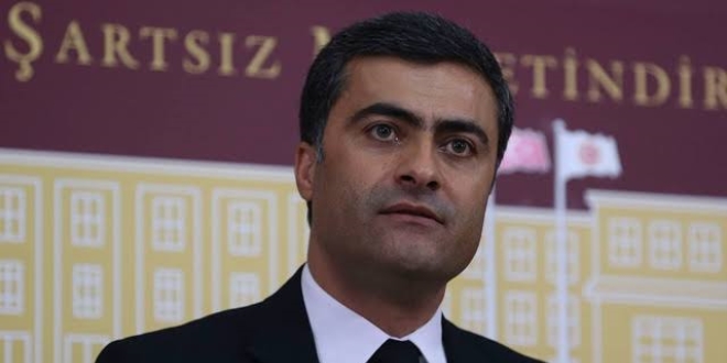 Tahliye kararı verilen HDP'li Zeydan için yeniden tutuklama