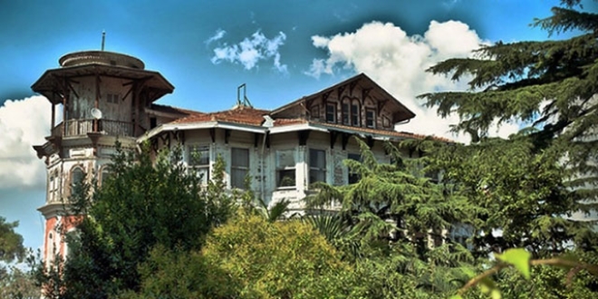 Büyükada'daki 150 yıllık köşk restore edilecek