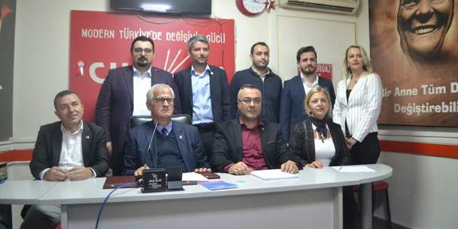 10 CHP'li, Toplantı ve Gösteri Yürüyüşleri Kanunu'na muhalefetten yargılanacak
