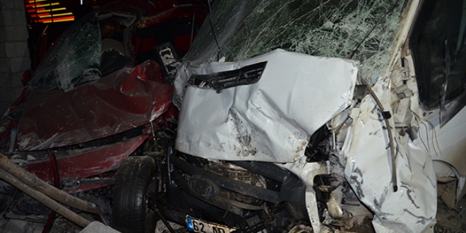 Muş'ta trafik kazası: 2 ölü, 3 yaralı
