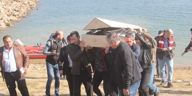 Balık tutarken gölete düşen öğretmenin cesedi bulundu