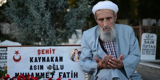 Asım Safitürk: Ateş, şehit yakınlarının kalbine düşüyor