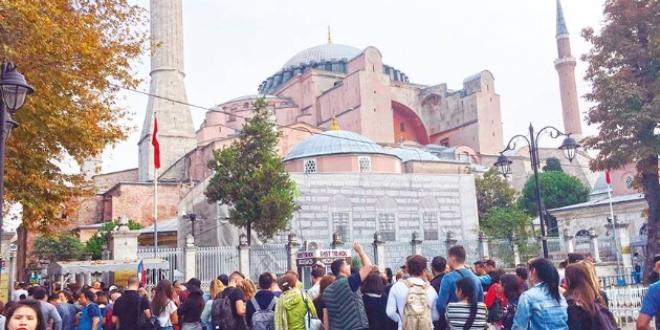 Suudi turist stanbul'a Atina zerinden geliyor