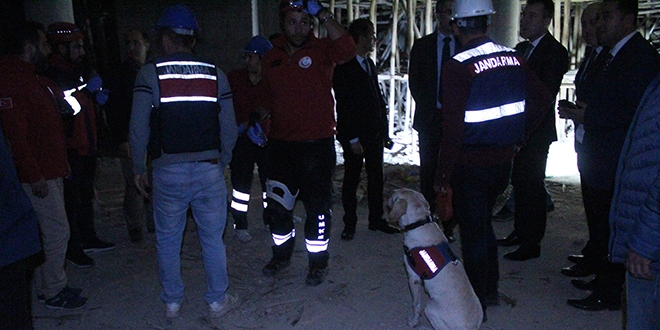 Göçük altında kalan mühendisi arama çalışmaları sürüyor